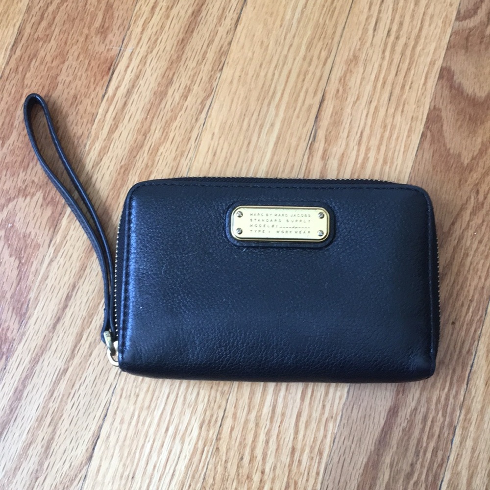 Marc by Marc Jacobs black leather wristlet wallet